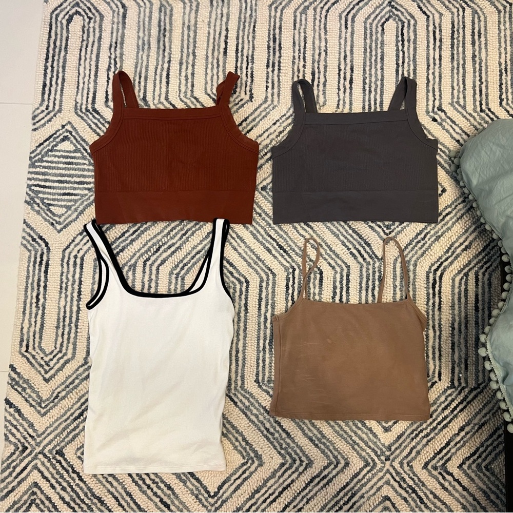 Bundle of Abercrombie & Fitch Women's Tank Tops - Small